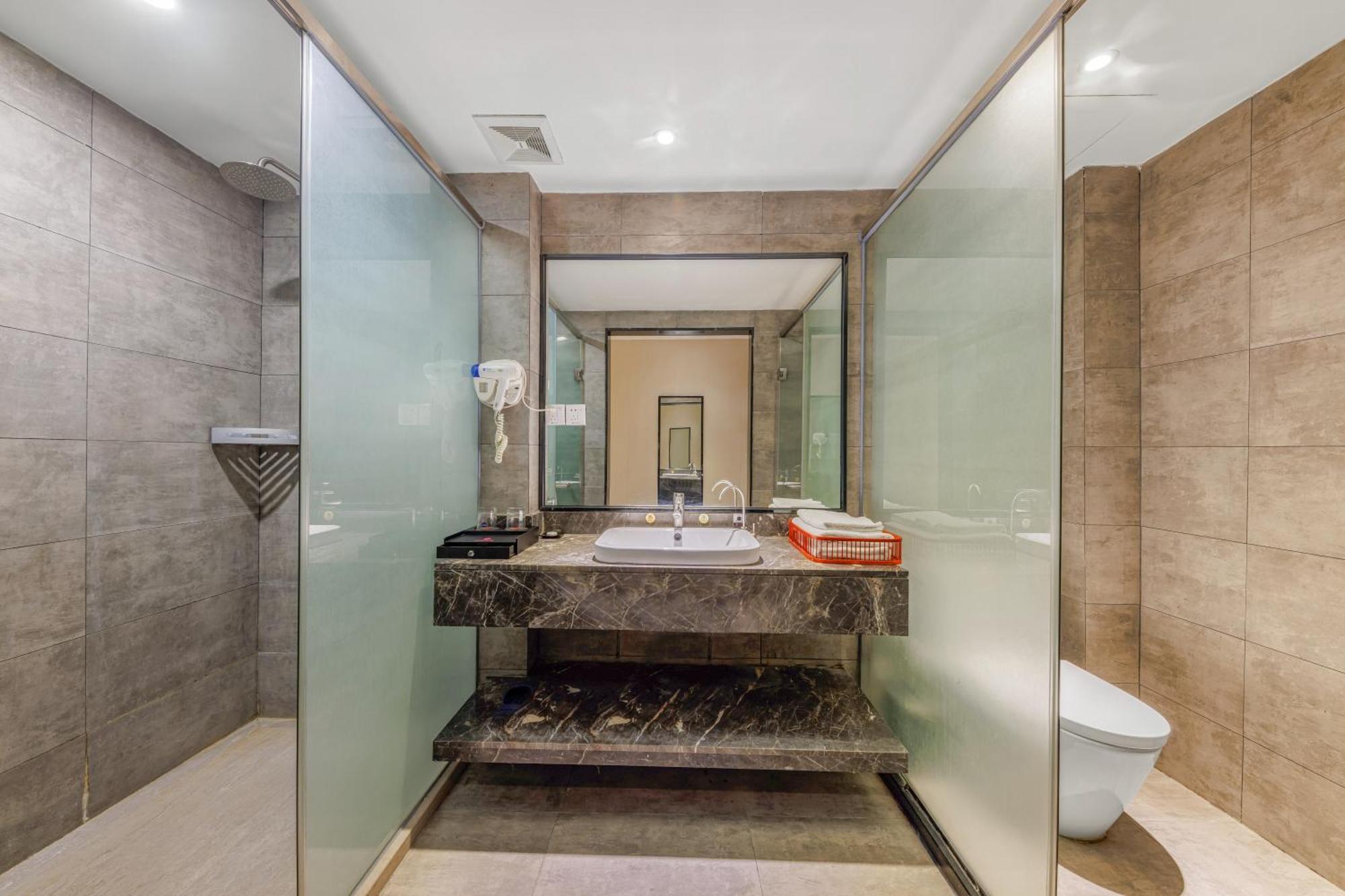 Guangzhou Hongcheng Hotel Экстерьер фото