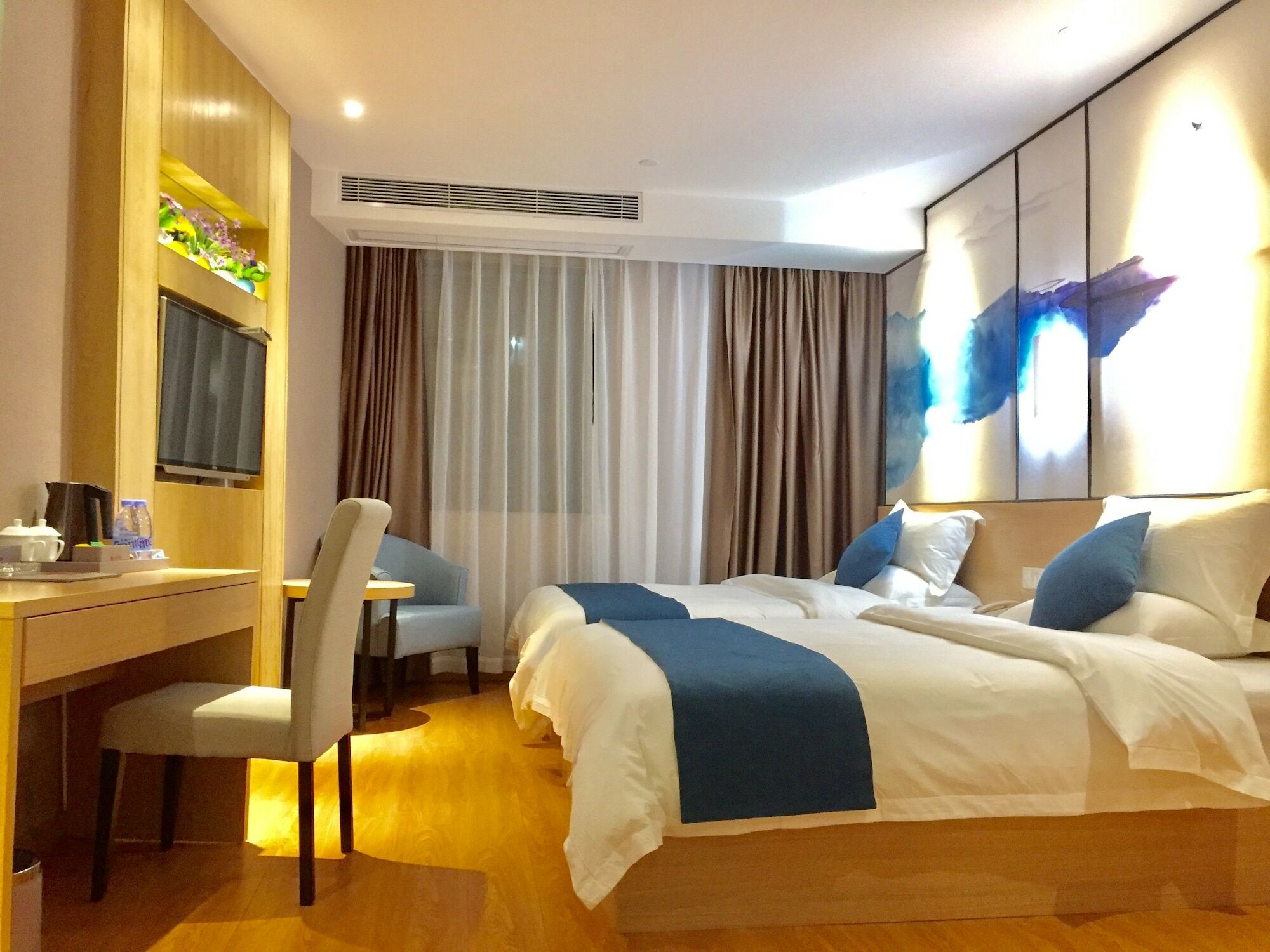 Guangzhou Hongcheng Hotel Экстерьер фото